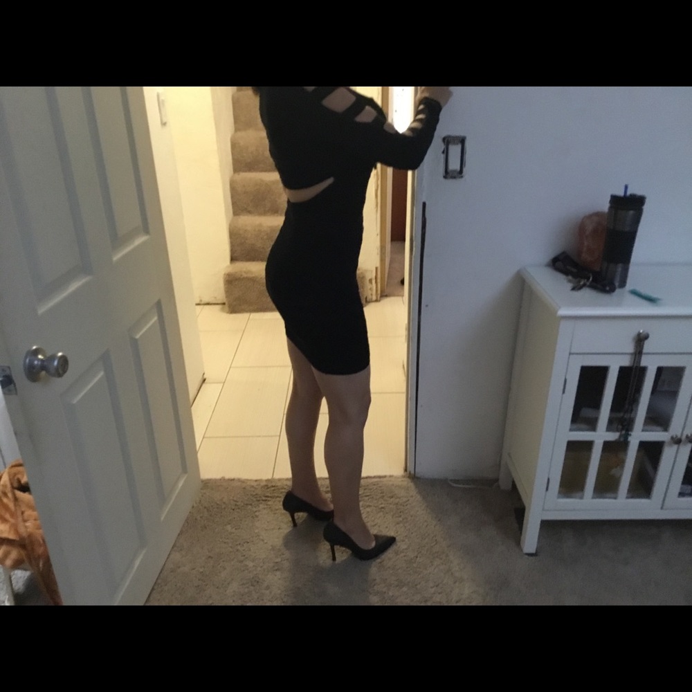 Dress - Picture 4 of 5